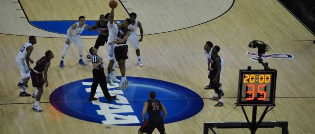 Duke and Robert Morris tip off at the 2nd round of the NCAA tournament in Charlotte.