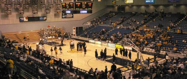 The court before a basketball game between UC Irvine and CSU Northridge.